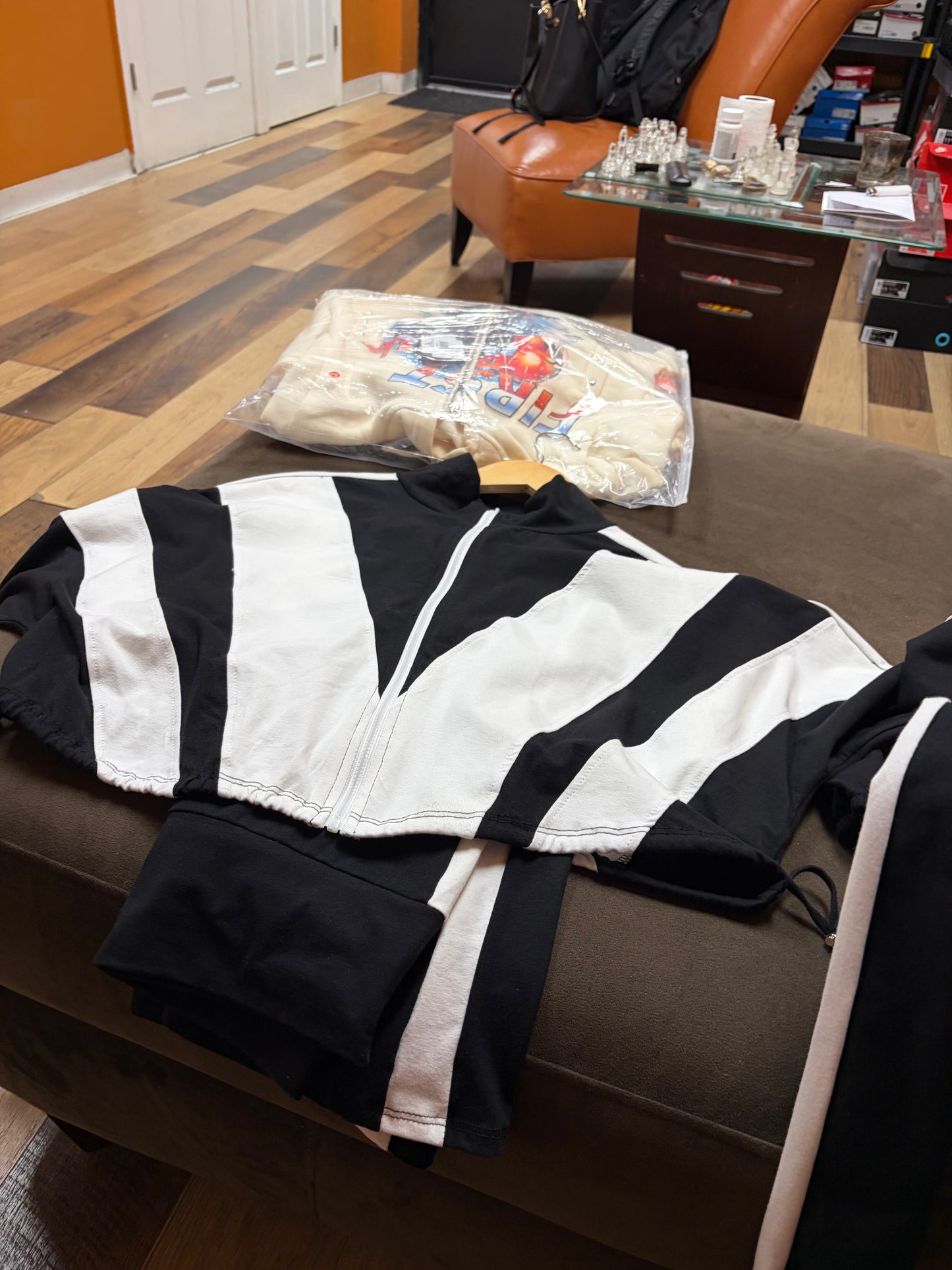 Bold track suit