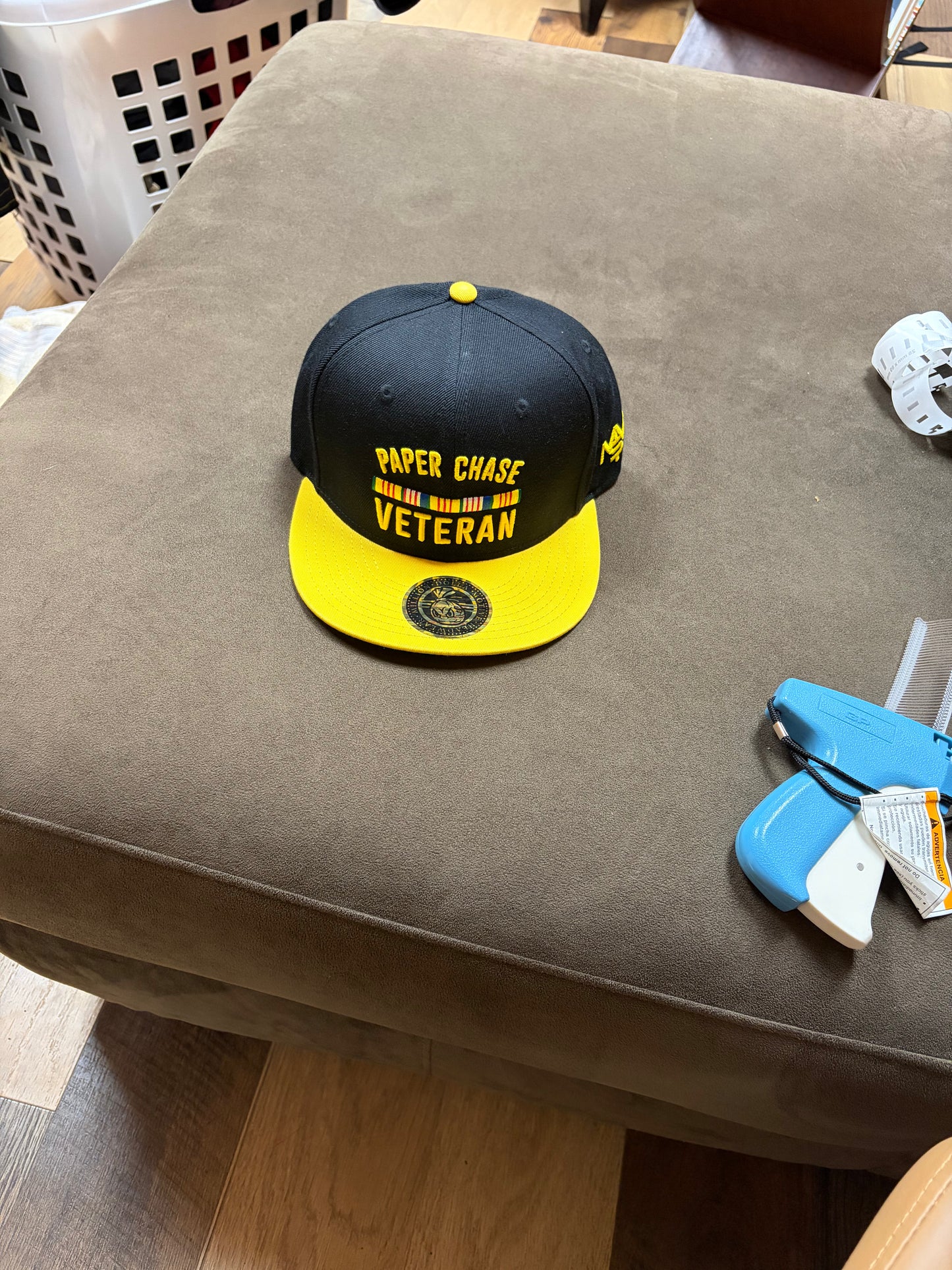 Black Paper Chase Veteran Hat