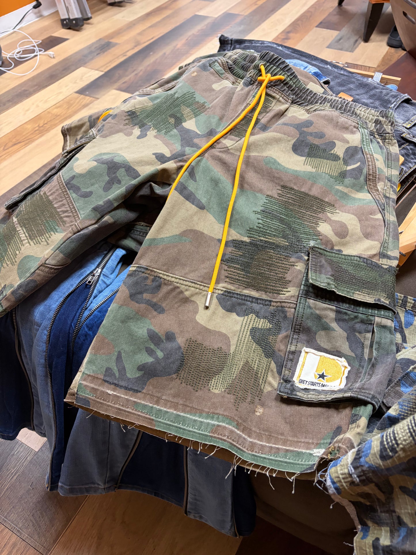 Diet start Monday Army Green Cargo camouflage Short