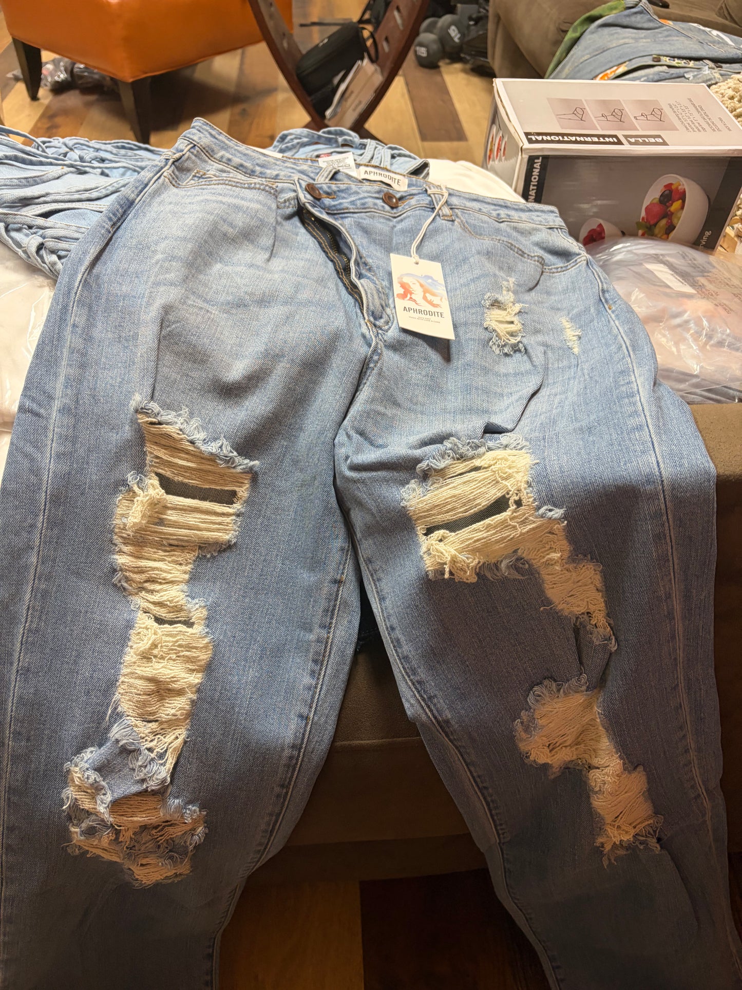 Aphrodite Distress blue Jeans