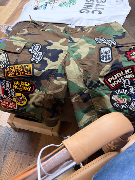 Public Housing Mens Camouflage / with assortment  patches shorts