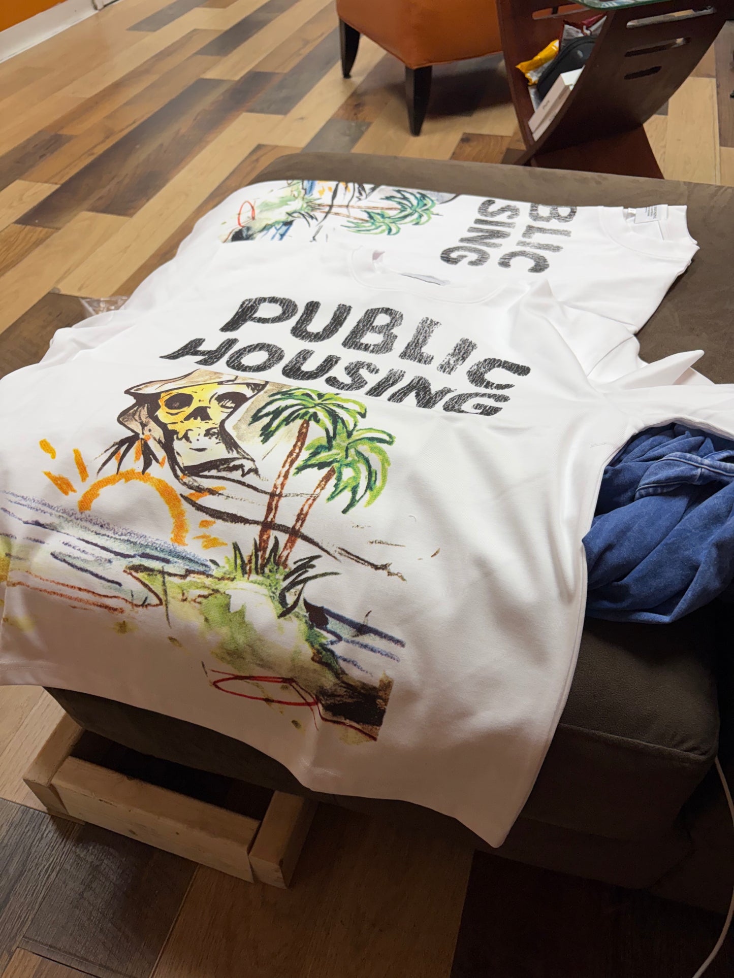 Public Housing  short sleeve tee