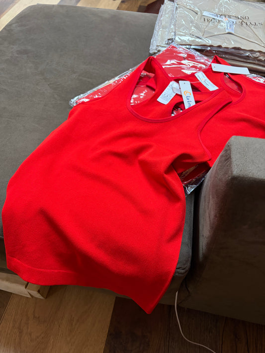 Red T-back full  top